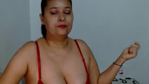 Adriana milf online show from 10/19/25, 05:08