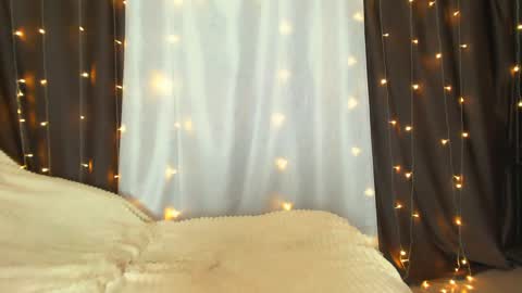 Snapshot of adriana_sweet_24 chatting on 12/23/24, 12:41 Adriana Sweet 24 online show from 12/23/24, 12:41