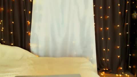 Snapshot of adriana_sweet_24 chatting on 11/21/25, 08:02 Adriana Sweet 24 online show from 11/21/25, 08:02