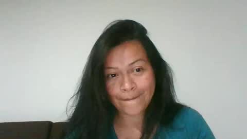 adrianagogo18 online show from 02/14/25, 10:04