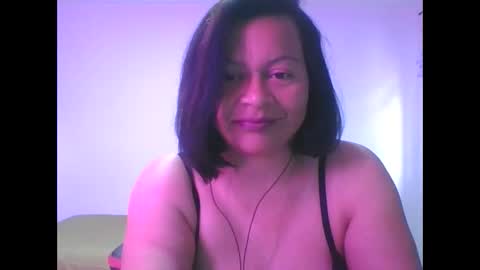 adrianagogo18 online show from 10/03/25, 01:52