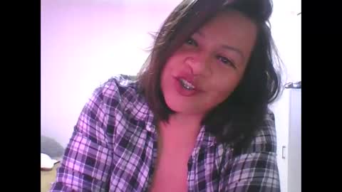 adrianagogo18 online show from 11/04/25, 01:54