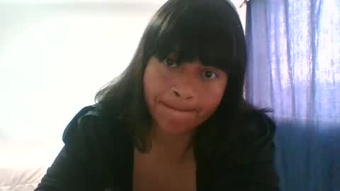 adrianagogo18 online show from 12/16/25, 12:10