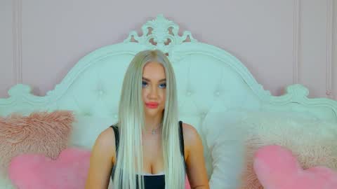 Adriana Rockefeller online show from 04/06/26, 04:30