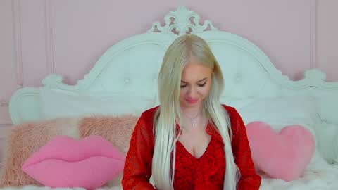 Adriana Rockefeller online show from 04/10/26, 04:23