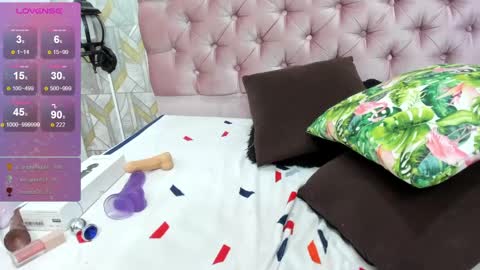 adriana online show from 02/15/25, 06:44