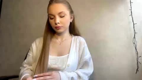 Caroline online show from 03/21/26, 12:43