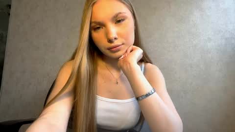 Caroline online show from 03/28/26, 01:00