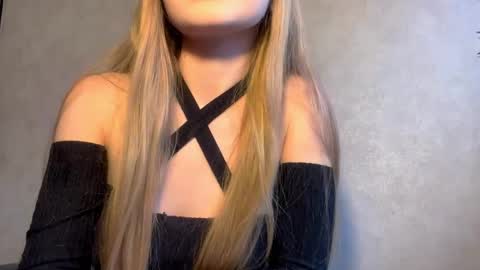 Caroline online show from 04/07/26, 02:39