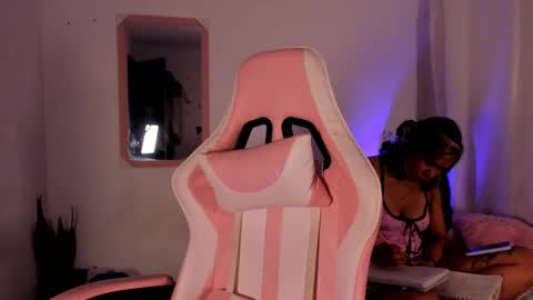 adrianny online show from 11/09/25, 02:10