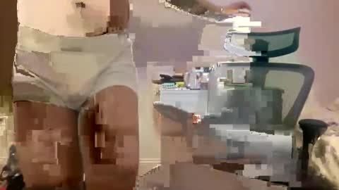 adriano guapo online show from 12/01/25, 10:09