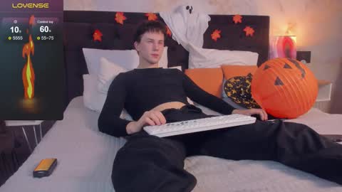 adrianoaubert online show from 10/27/25, 04:27