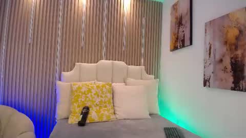 adrianstark_ online show from 06/23/26, 12:47