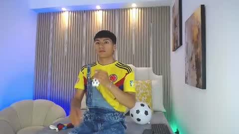 adrianstark_ online show from 06/27/26, 12:44