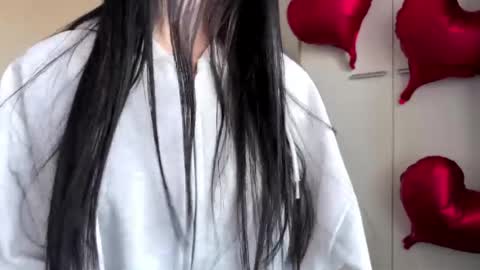 Snapshot of adriantennett chatting on 04/16/26, 07:31 Adriana online show from 04/16/26, 07:31