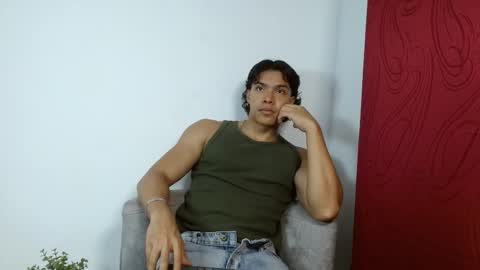 adriel_escalante online show from 10/02/25, 01:45