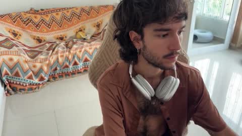 Snapshot of adrien_polo chatting on 02/15/26, 03:31 adrien_polo online show from 02/15/26, 03:31