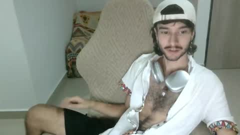 Snapshot of adrien_polo chatting on 02/16/26, 10:44 adrien_polo online show from 02/16/26, 10:44