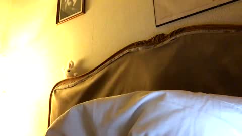 adrienfromparis online show from 04/15/26, 07:58