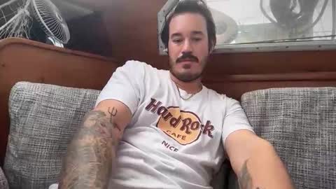 Snapshot of adriiiiiiiiano chatting on 02/17/26, 03:08 adriiiiiiiiano online show from 02/17/26, 03:08