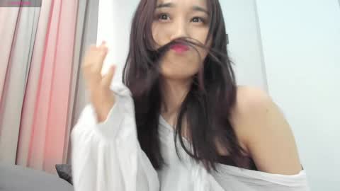 Aenie online show from 01/29/25, 09:12