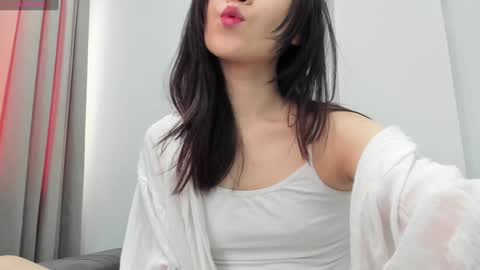 Aenie online show from 02/01/25, 08:39