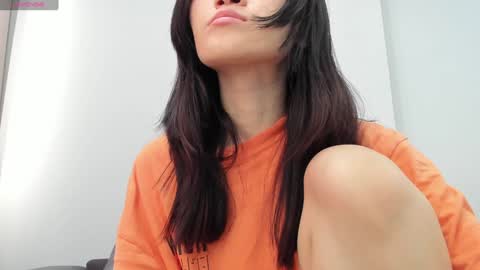 Aenie online show from 02/04/25, 08:56