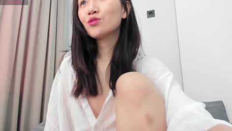 Aenie online show from 02/17/25, 05:04