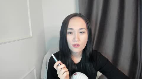 Aenie online show from 10/13/25, 01:11