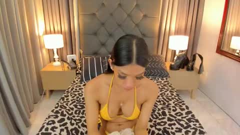 Snapshot of aela_washington chatting on 12/27/24, 07:24 Aela online show from 12/27/24, 07:24