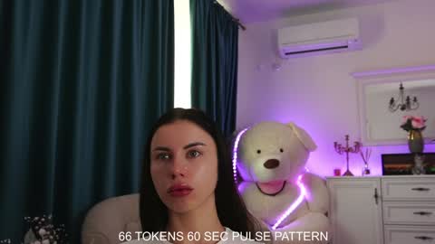 Aelia online show from 01/08/25, 08:06