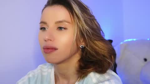 Aelia online show from 03/08/26, 07:17