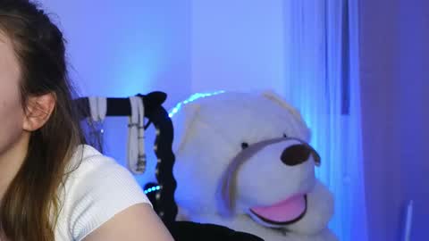 Aelia online show from 03/21/26, 06:22