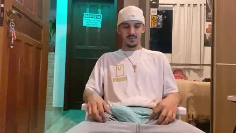 Luci online show from 09/20/25, 03:29