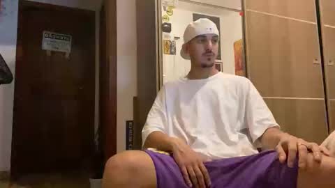 Luci online show from 11/05/25, 02:55