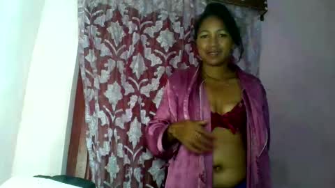 aelyaa online show from 05/04/26, 06:48