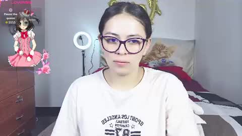 lia online show from 06/11/26, 02:44