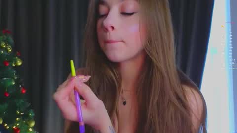 Afelia online show from 12/17/25, 06:30