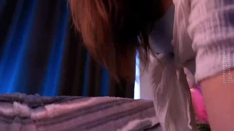 Afelia online show from 04/05/26, 08:11