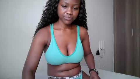 Affectionate online show from 08/07/26, 02:19