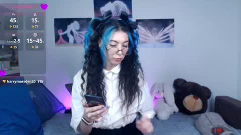 Snapshot of afina_blessyou chatting on 02/21/25, 01:33 Afina online show from 02/21/25, 01:33