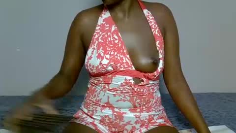 Snapshot of africanuh chatting on 07/14/26, 02:56 Africanuh online show from 07/14/26, 02:56