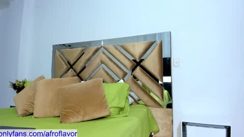 Jheremy and  leeryc  online show from 09/16/25, 11:11