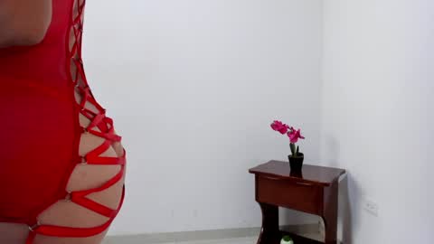 Lorena online show from 12/05/24, 02:44