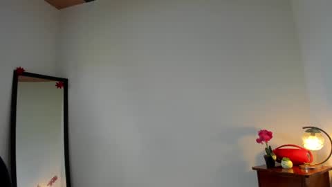 Lorena online show from 06/10/26, 02:49