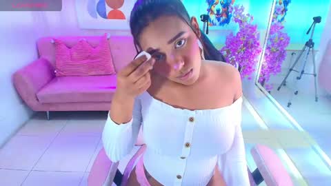 afrodita_loren online show from 05/23/26, 03:45
