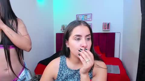 Afrodita Chery y Hermione online show from 02/11/25, 03:29