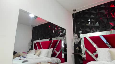 Afrodita  online show from 09/17/25, 01:35