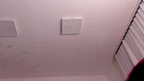    online show from 04/15/26, 07:58