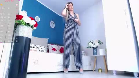 Snapshot of afroditha_ chatting on 07/06/26, 03:14 Amalia online show from 07/06/26, 03:14